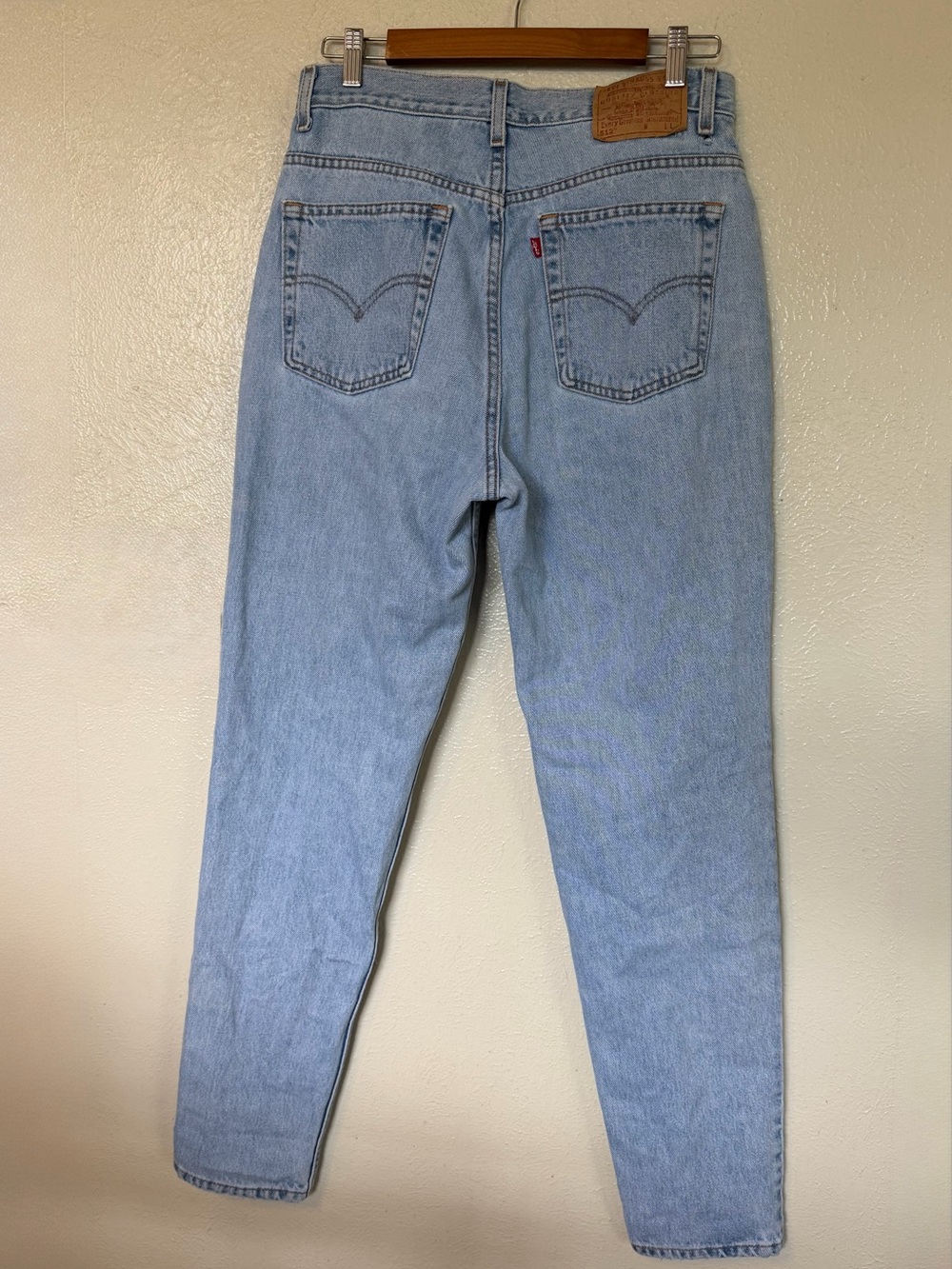Vintage 2001 Levi's 512 Slim Fit Tapered Leg Light Wash High Waist Jeans Sz 12